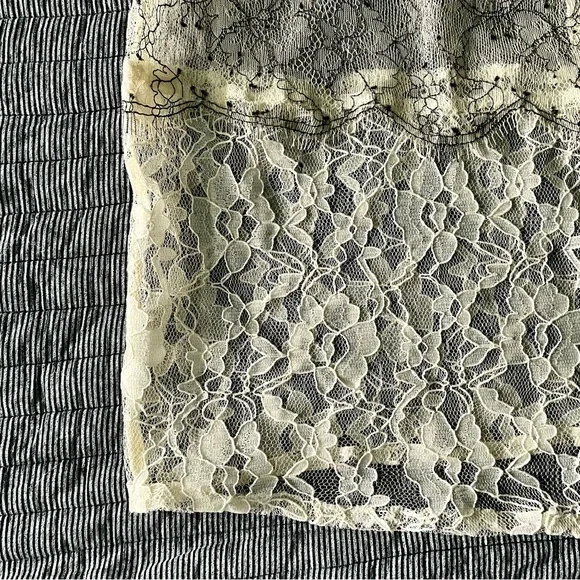 Anthropologie Sheer Mixed Lace Cami In Ivory Size S NWT - Picture 10 of 14